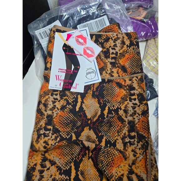 HSN Bundle of 10 Designer Shirts & Skirts. All NEW. Great for Resellers! Large - Picture 8 of 11